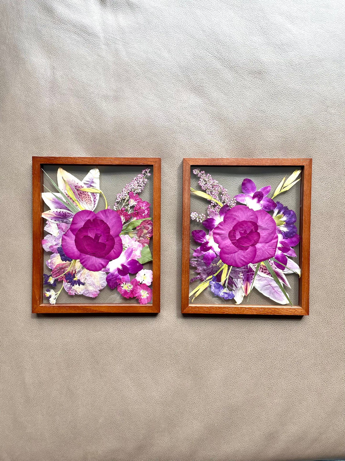 Solid Dark Wood - Custom Bouquet Preservation Wall Art