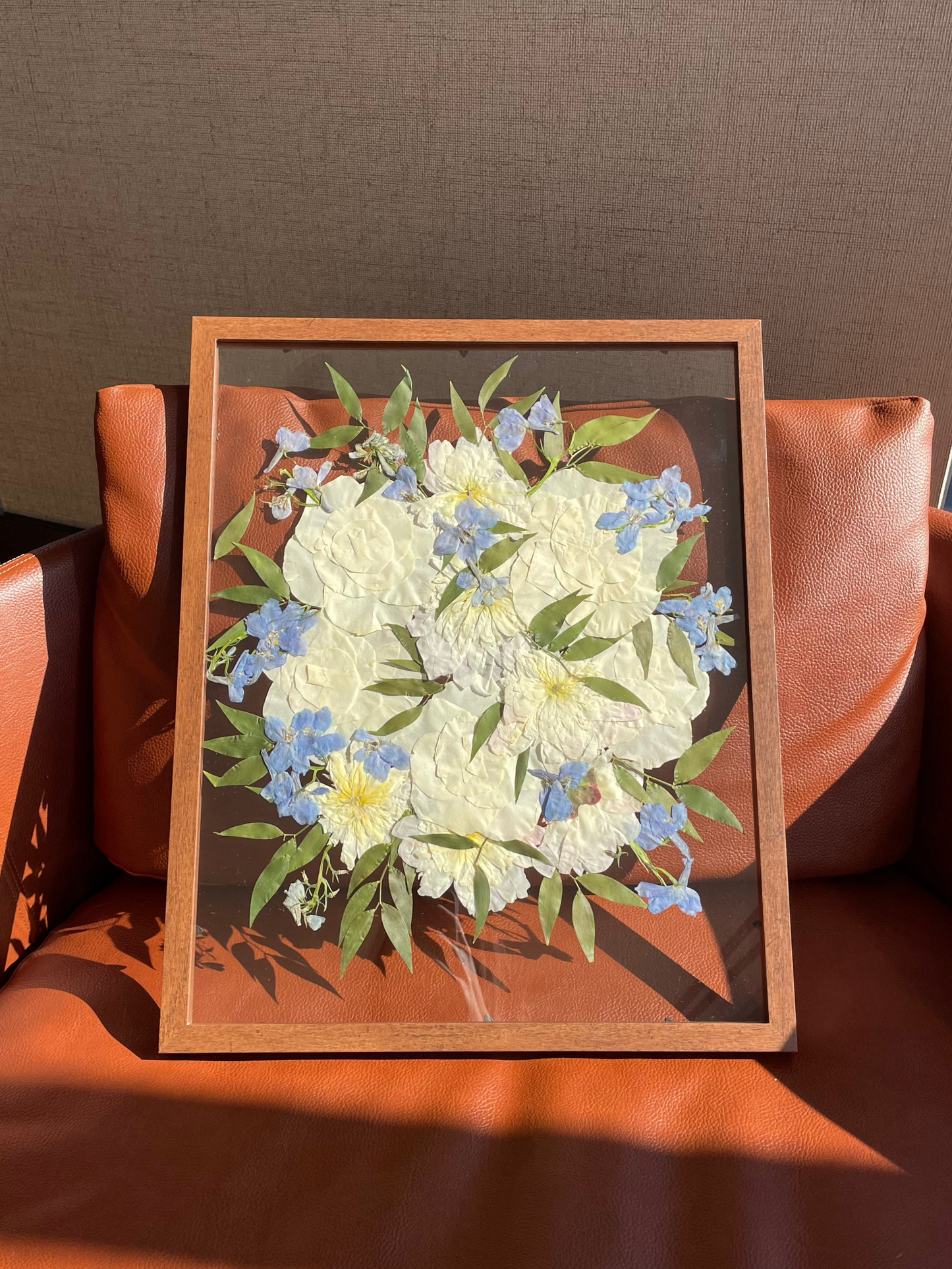 Solid Dark Wood - Custom Bouquet Preservation Wall Art
